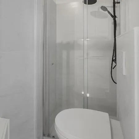 Small Design - Rosa, Bairro Alto * Lizbona